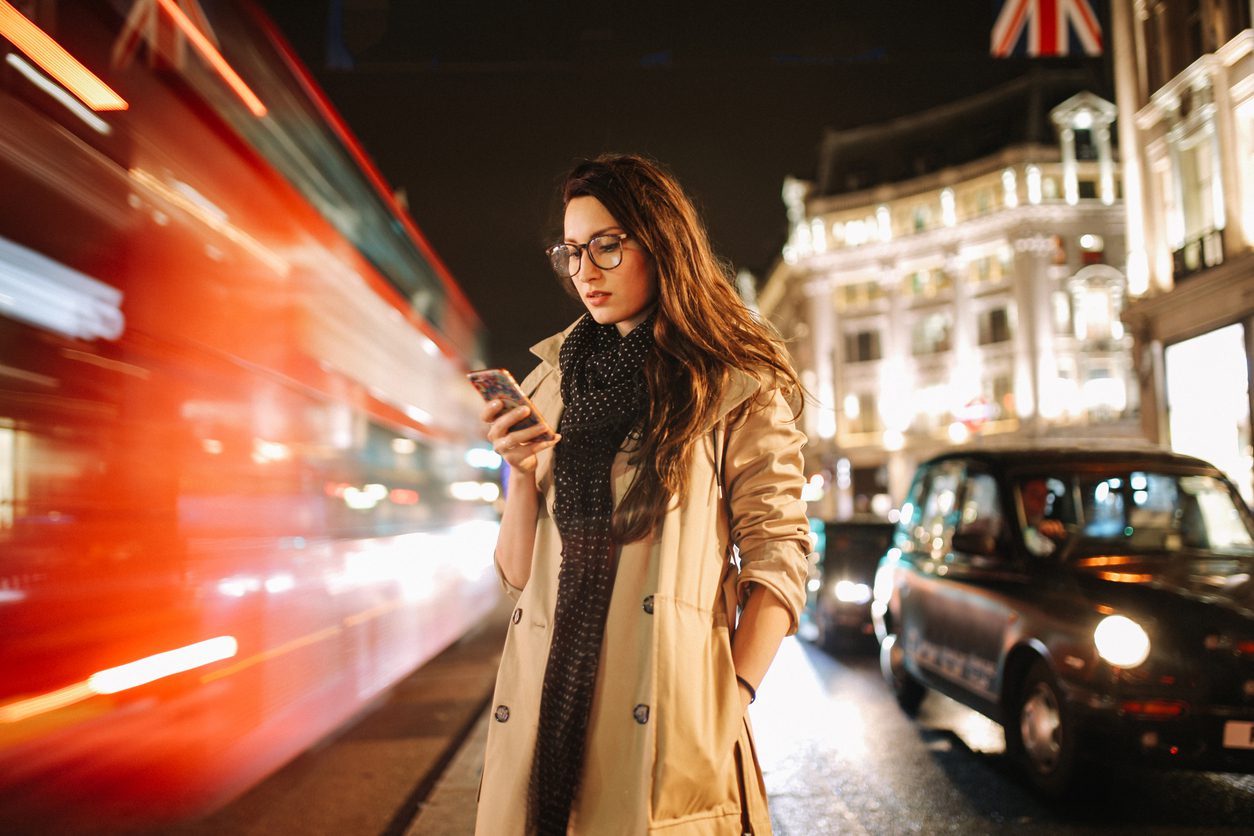 Should You Book Your Taxi in Advance?